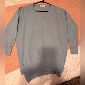 Elegant Light Blue V-Neck Sweater